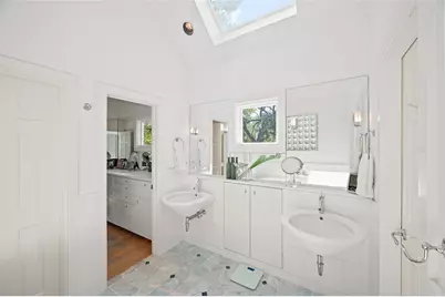 1325 Milford, Houston, TX 77006 - Photo 24