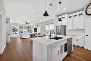 1075 Shirleen Dr, Seabrook, TX 77586 - Photo 18