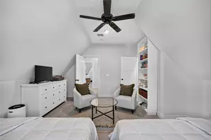1075 Shirleen Dr, Seabrook, TX 77586 - Photo 32
