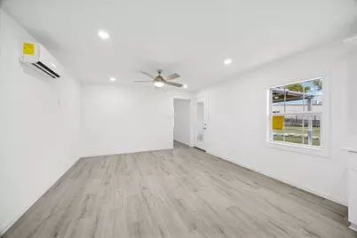 6415 Upshaw Drive, Houston, TX 77396 - Photo 26