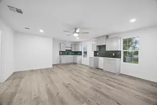 6415 Upshaw Dr, Houston, TX 77396 - Photo 32