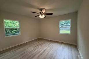 244 Deerfield St, Houston, TX 77022 - Photo 12