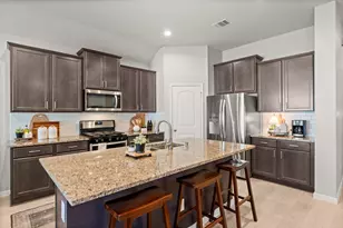 20104 Crystal Falls Ct, Montgomery, TX 77316 - Photo 10