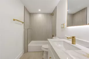 6923 Keller St, Houston, TX 77087 - Photo 18