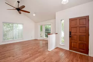 1201 Wildwood Dr, Deer Park, TX 77536 - Photo 6