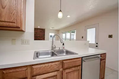 1201 Wildwood Drive, Deer Park, TX 77536 - Photo 14