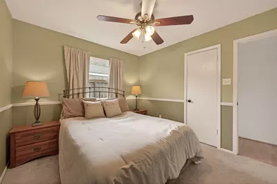 10014 Walnut Glen Drive, Houston, TX 77064 - Photo 22