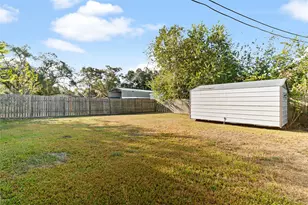 711 N Wharton St, El Campo, TX 77437 - Photo 4
