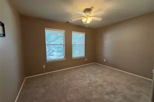 9510 Barr Spring Dr, Humble, TX 77396 - Photo 14