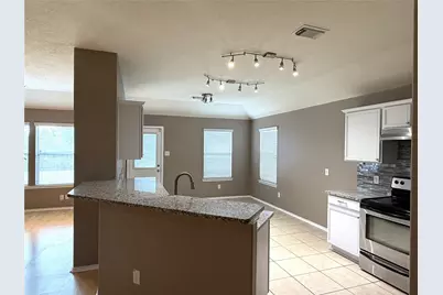 9510 Barr Spring Drive, Humble, TX 77396 - Photo 4