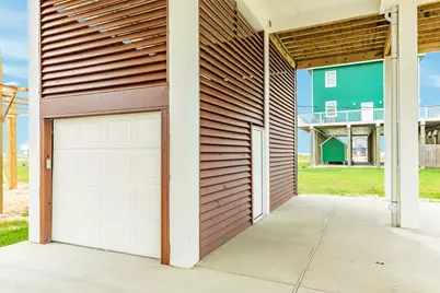 13010 Buccaneer Parkway, Freeport, TX 77541 - Photo 42