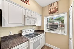 736 Country Pl Dr, Houston, TX 77079 - Photo 12
