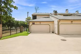 736 Country Pl Dr, Houston, TX 77079 - Photo 24
