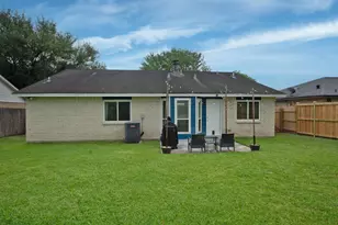 10 Wagon Ln Loop, Angleton, TX 77515 - Photo 28