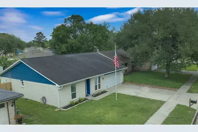 10 Wagon Lane Loop, Angleton, TX 77515 - Photo 1