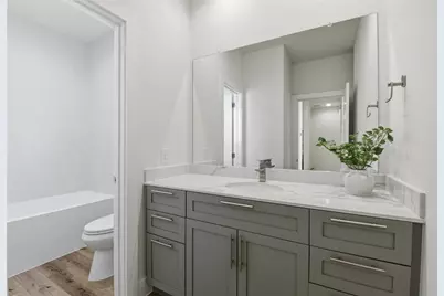 11917 N Hoa Sen Circle, Houston, TX 77072 - Photo 34