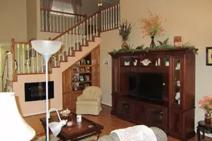 1914 20th St, Huntsville, TX 77340 - Photo 6