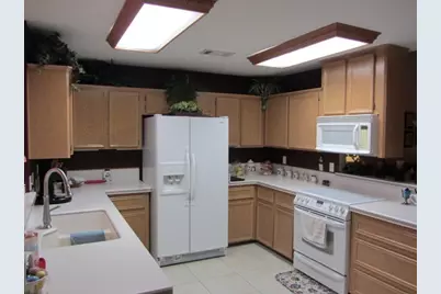 1914 20th Street, Huntsville, TX 77340 - Photo 8