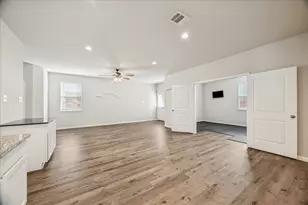 2224 Raider Dr, Conroe, TX 77301 - Photo 6