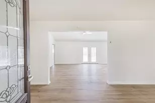 422 Dover Ln, Spring, TX 77373 - Photo 4