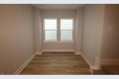16022 Hayes Park Drive, Houston, TX 77079 - Photo 12