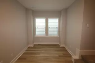 16022 Hayes Pk Dr, Houston, TX 77079 - Photo 12