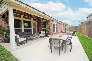 2435 Pioneer Oaks Dr, Fresno, TX 77545 - Photo 6