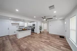 3051 Rothermel Rd, Houston, TX 77093 - Photo 6