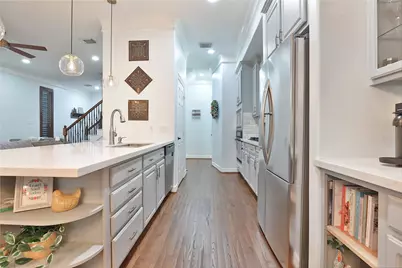 827 Garden Trace Lane, Houston, TX 77018 - Photo 14