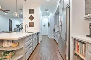 827 Garden Trace Ln, Houston, TX 77018 - Photo 14