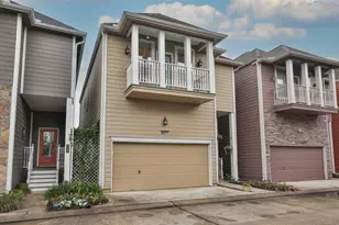 827 Garden Trace Ln, Houston, TX 77018 - Photo 2