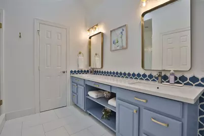 827 Garden Trace Lane, Houston, TX 77018 - Photo 28