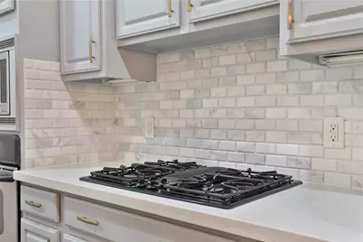 827 Garden Trace Lane, Houston, TX 77018 - Photo 16