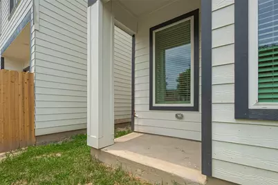 8933 Grovner Place, Houston, TX 77055 - Photo 40