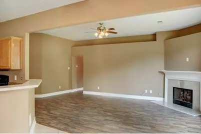 10302 Otter Circle Circle, Baytown, TX 77523 - Photo 6