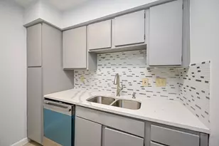 8427 Hearth Dr Dr, Houston, TX 77054 - Photo 18