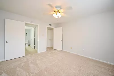 8427 Hearth Drive Drive #2, Houston, TX 77054 - Photo 4
