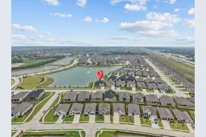4927 Dickens Landing Drive, League City, TX 77573 - Photo 2