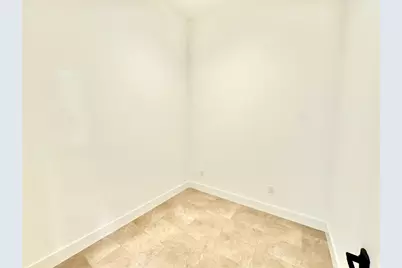 2102 Mechanic Street #106, Galveston, TX 77550 - Photo 4