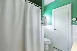 619 10th St, Hempstead, TX 77445 - Photo 16