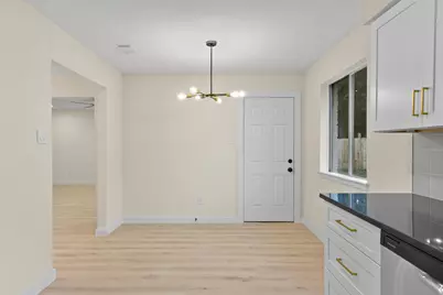2322 Aprilmont Drive, Sugar Land, TX 77498 - Photo 14