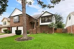 13530 La Concha Ln, Houston, TX 77083 - Photo 2