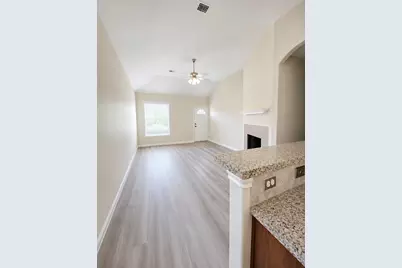 10014 Blissfull Valley Ln, Tomball, TX 77375 - Photo 6