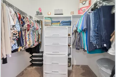 101 Wildrose Street, Baytown, TX 77520 - Photo 16