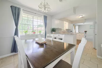 101 Wildrose Street, Baytown, TX 77520 - Photo 12