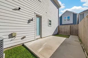 1257 W Tidwell Rd, Houston, TX 77091 - Photo 22