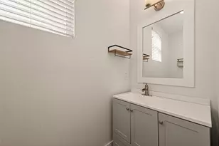 1257 W Tidwell Rd, Houston, TX 77091 - Photo 8