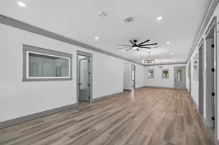 807 E 1st St, Humble, TX 77338 - Photo 4