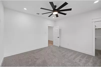404 N Avenue H, Humble, TX 77338 - Photo 36