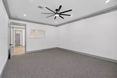 404 N Avenue H, Humble, TX 77338 - Photo 12